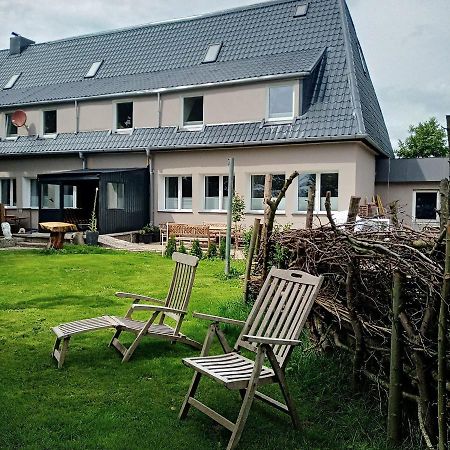 Ferienwohnung-Im-Karolinenkoog-Erholung-Zwischen-Feld-Und-Deich Exterior foto