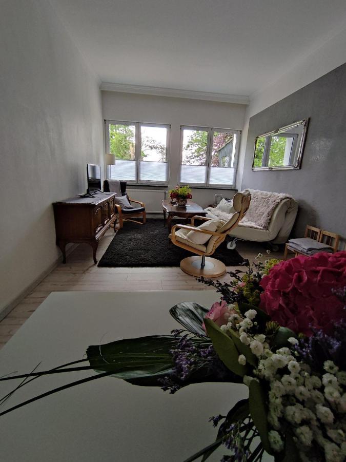 Ferienwohnung-Im-Karolinenkoog-Erholung-Zwischen-Feld-Und-Deich Exterior foto